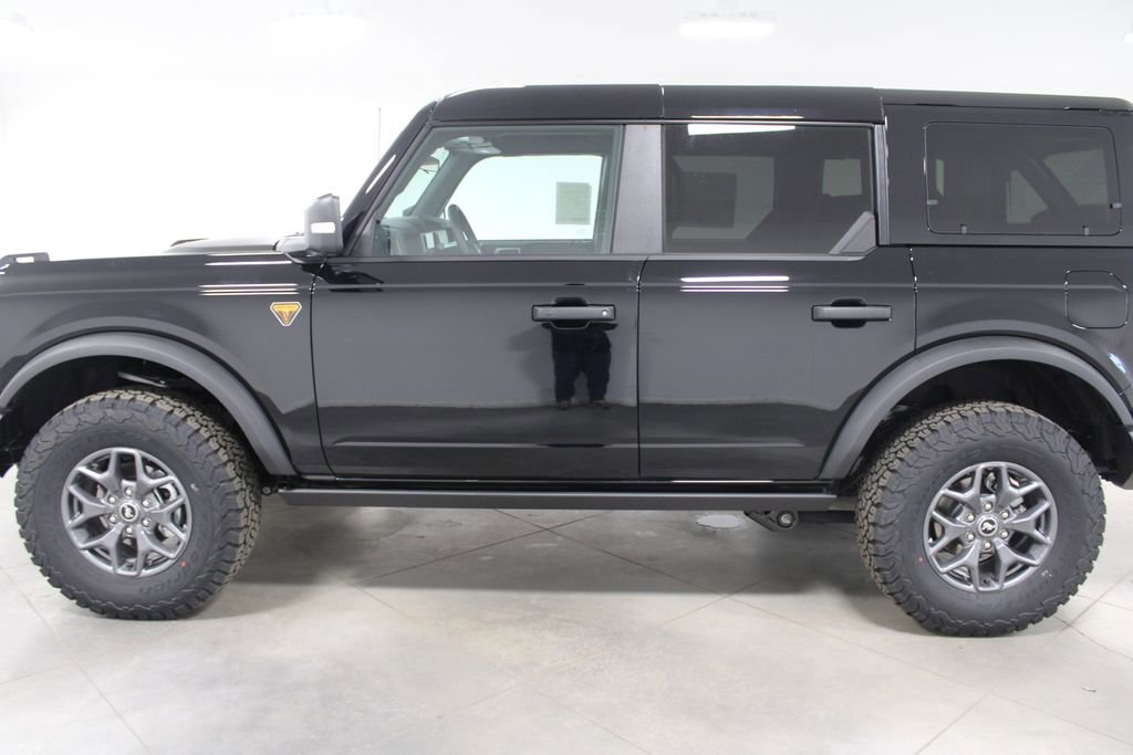 New 2025 Ford Bronco Badlands image 5