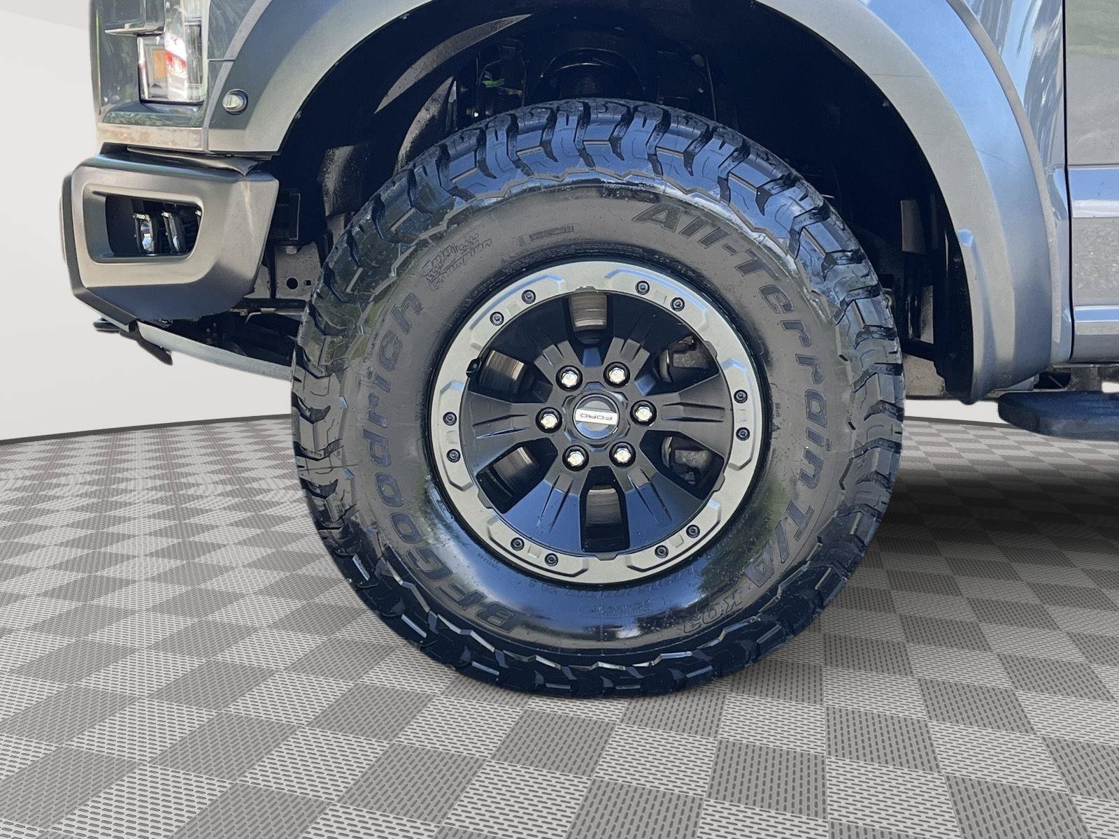 Used 2018 Ford F150 Raptor w/ Equipment Group 802A Luxury AWD/4WD image 9