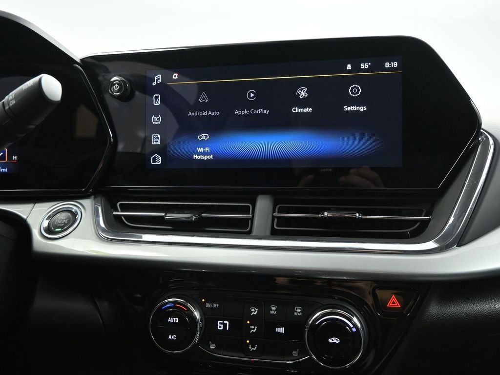 Used 2025 Chevrolet Trax LT w/ LT Convenience Package image 28