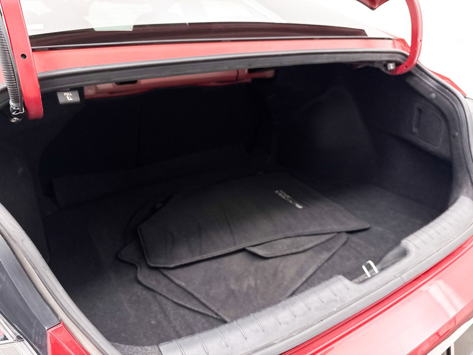 Used 2022 Hyundai Elantra N Line image 33