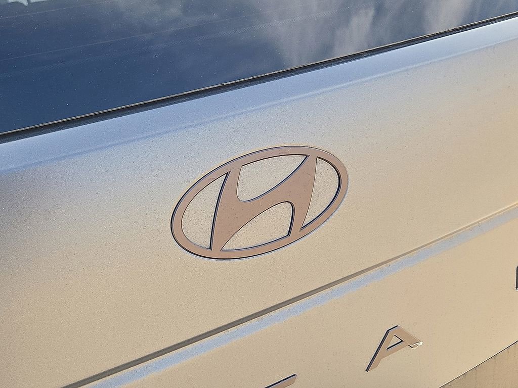 Used 2025 Hyundai Santa Fe XRT image 11
