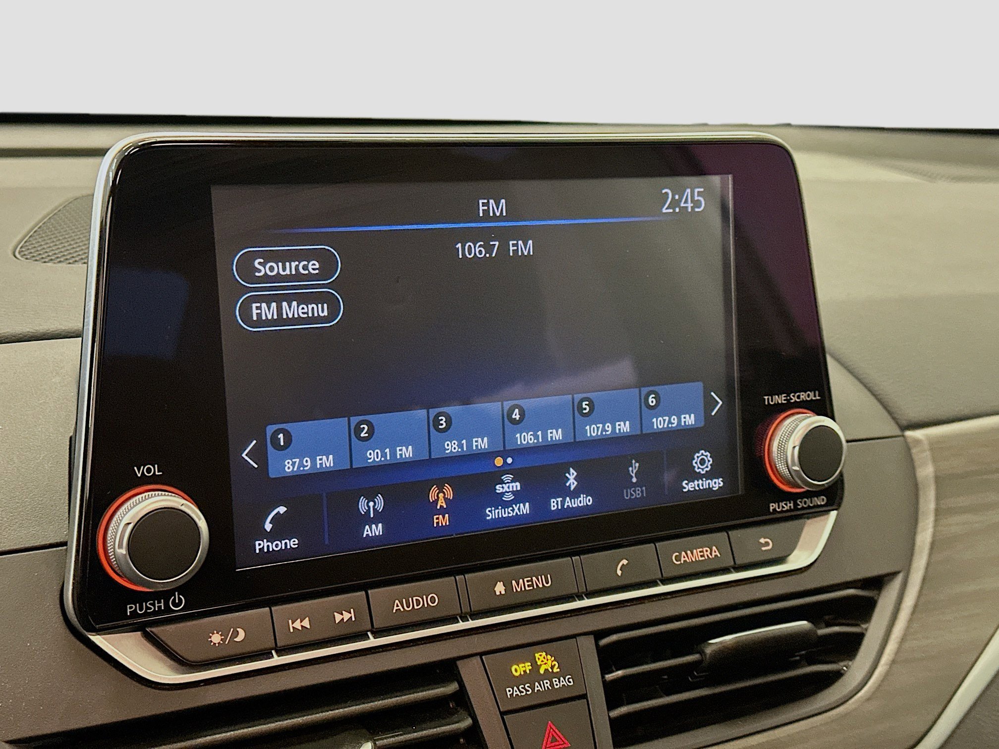 Used 2025 Nissan Altima 2.5 SV image 21