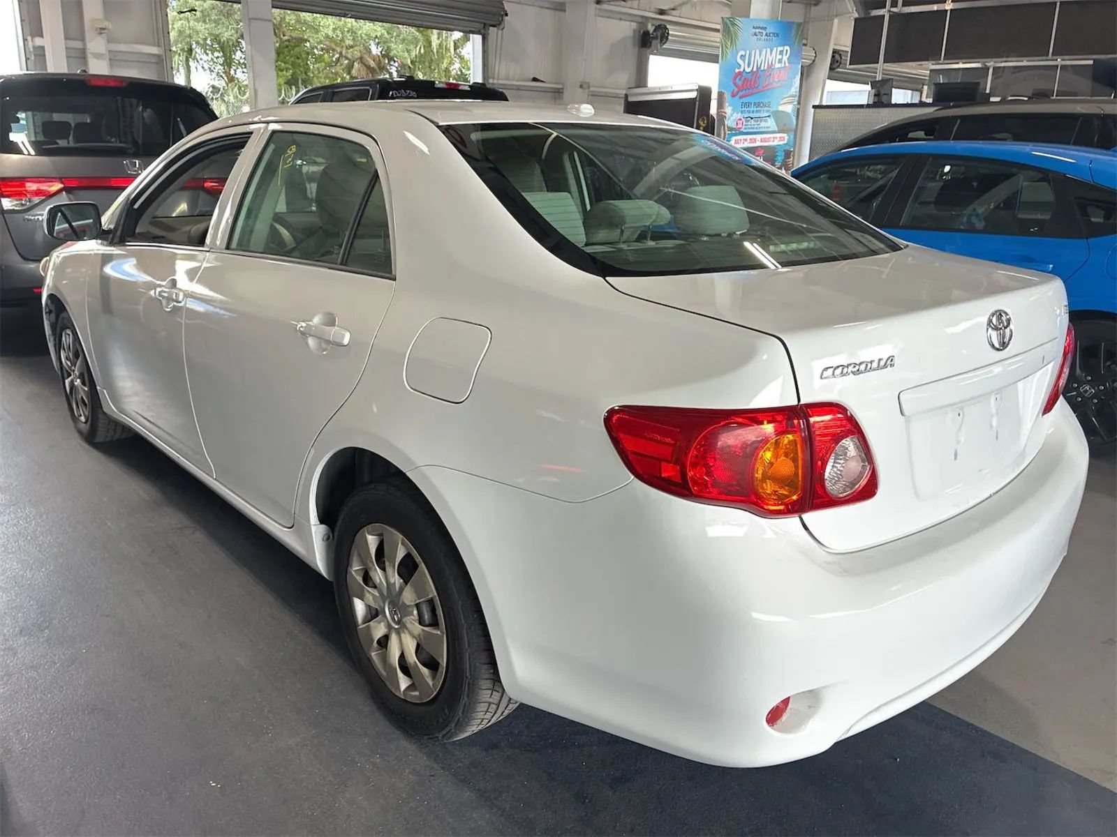 Used 2009 Toyota Corolla LE w/ All Weather Guard Pkg FWD image 2
