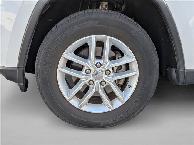 Used 2017 Jeep Grand Cherokee Laredo w/ Quick Order Package 23E AWD/4WD image 20
