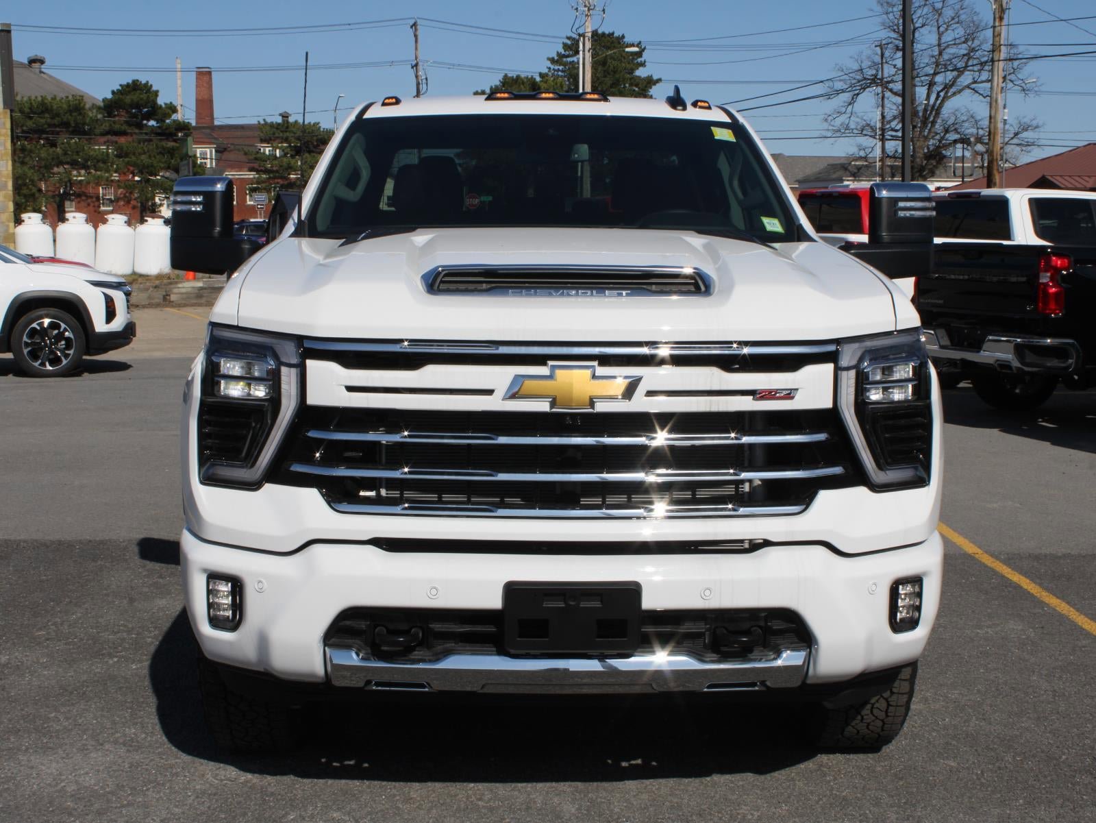 New 2026 Chevrolet Silverado 3500 LT w/ Z71 Chrome Sport Edition AWD/4WD image 2