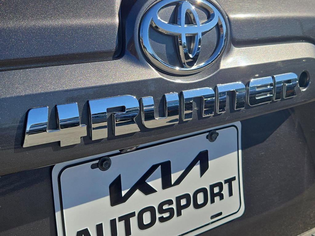 Used 2019 Toyota 4Runner SR5 image 12