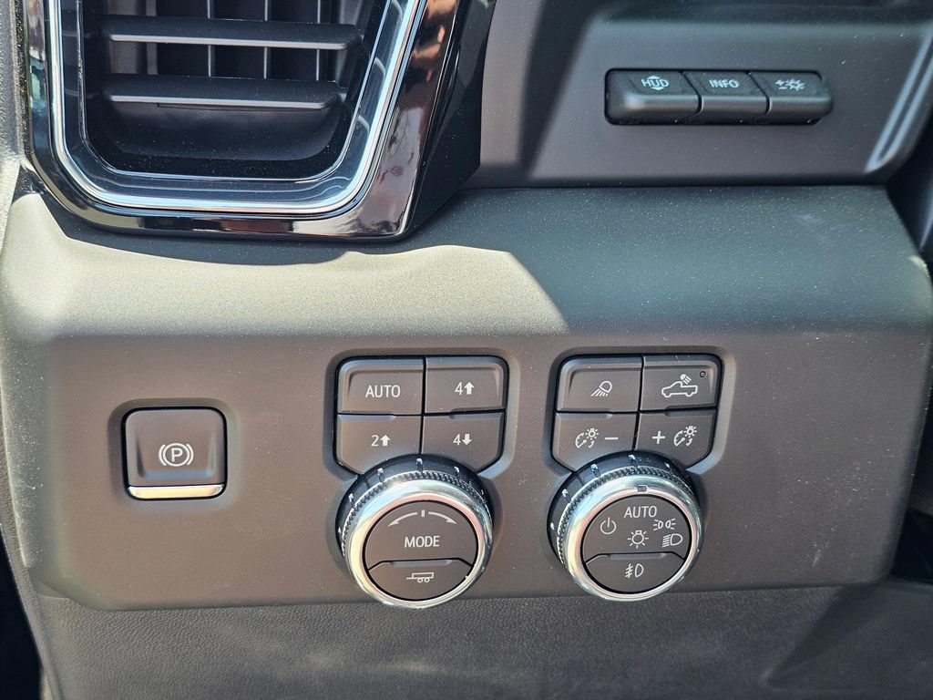 New 2026 GMC Sierra 1500 Denali w/ Denali Reserve Package AWD/4WD image 25