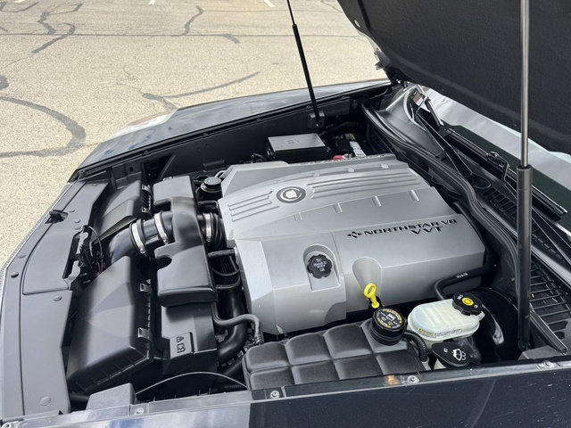 Used 2006 Cadillac XLR RWD image 27