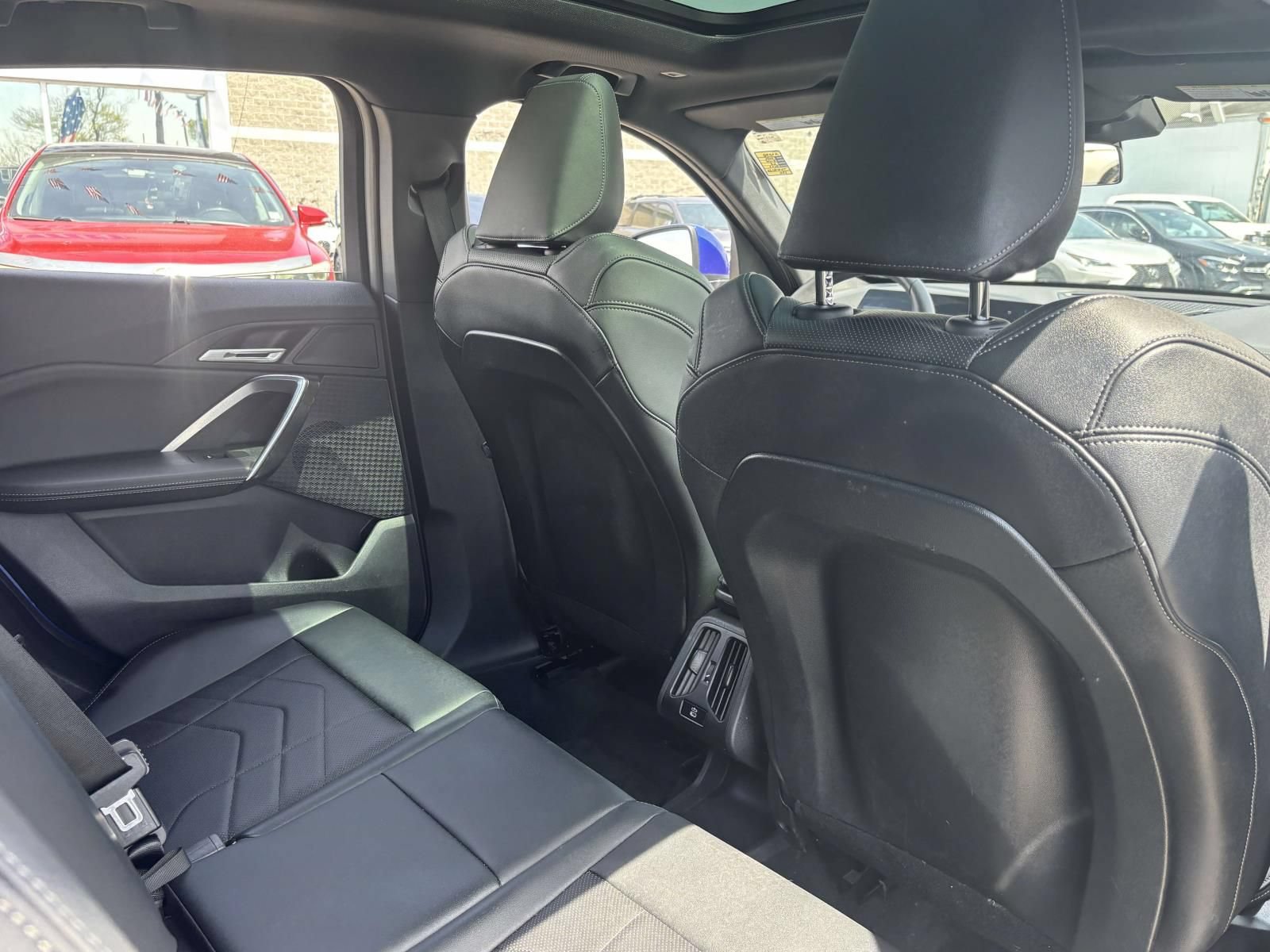 Used 2026 BMW X2 xDrive28i AWD/4WD image 19
