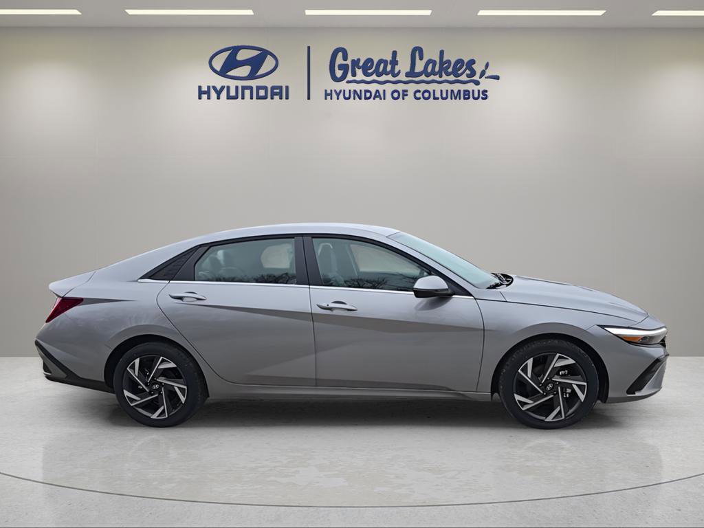 New 2026 Hyundai Elantra Limited image 6