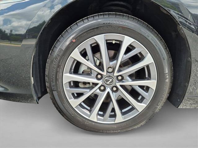 Used 2024 Lexus ES 350 w/ Accessory Package (Z1) FWD image 24