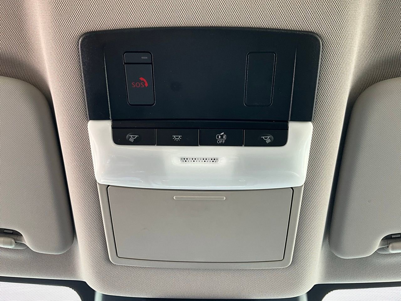 Used 2025 Nissan Rogue SV image 17