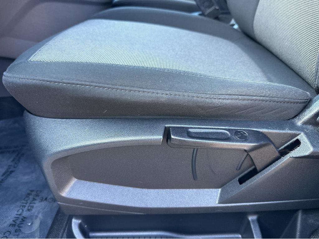 Used 2023 Ford Transit Connect XL image 30