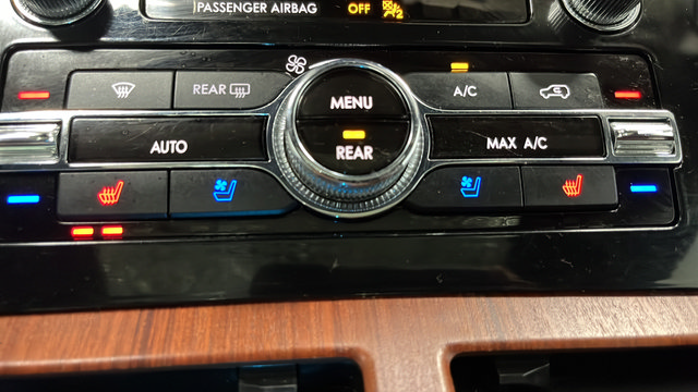 Used 2020 Lincoln Navigator L Reserve w/ Equipment Group 208A Reserve AWD/4WD image 32