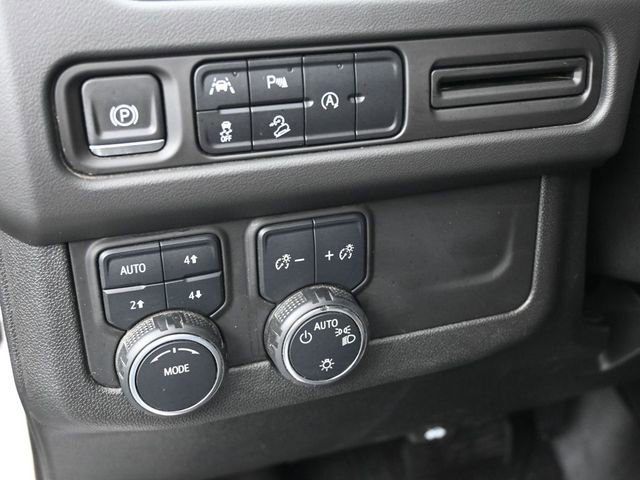 Used 2023 Chevrolet Tahoe Z71 AWD/4WD image 21
