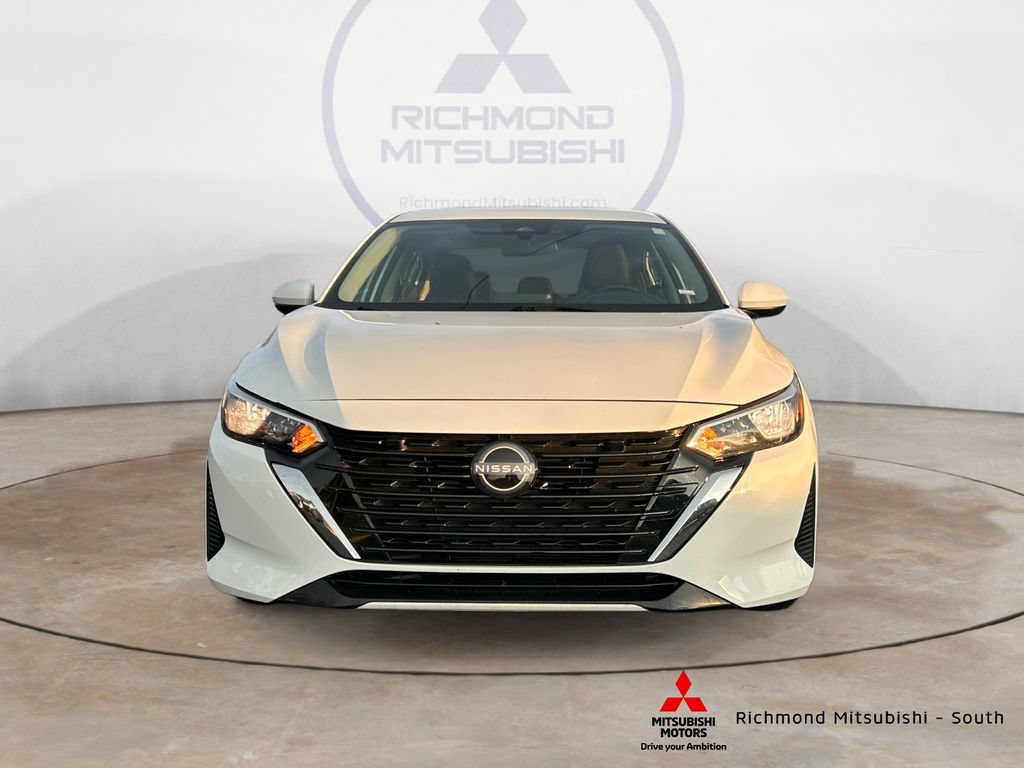 Used 2025 Nissan Sentra SV w/ All-Weather Package FWD image 8