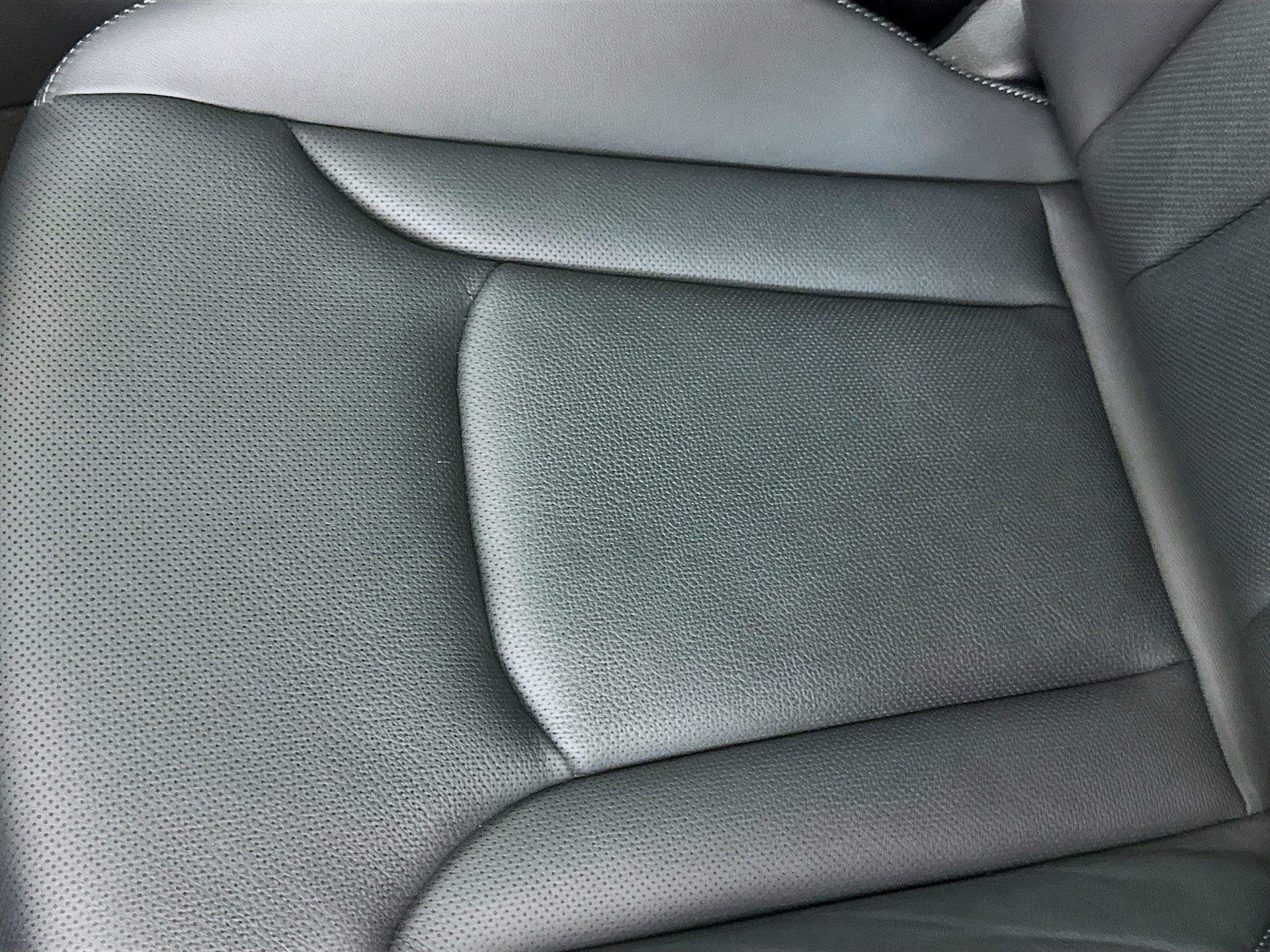 Used 2025 Audi Q8 Premium Plus image 21