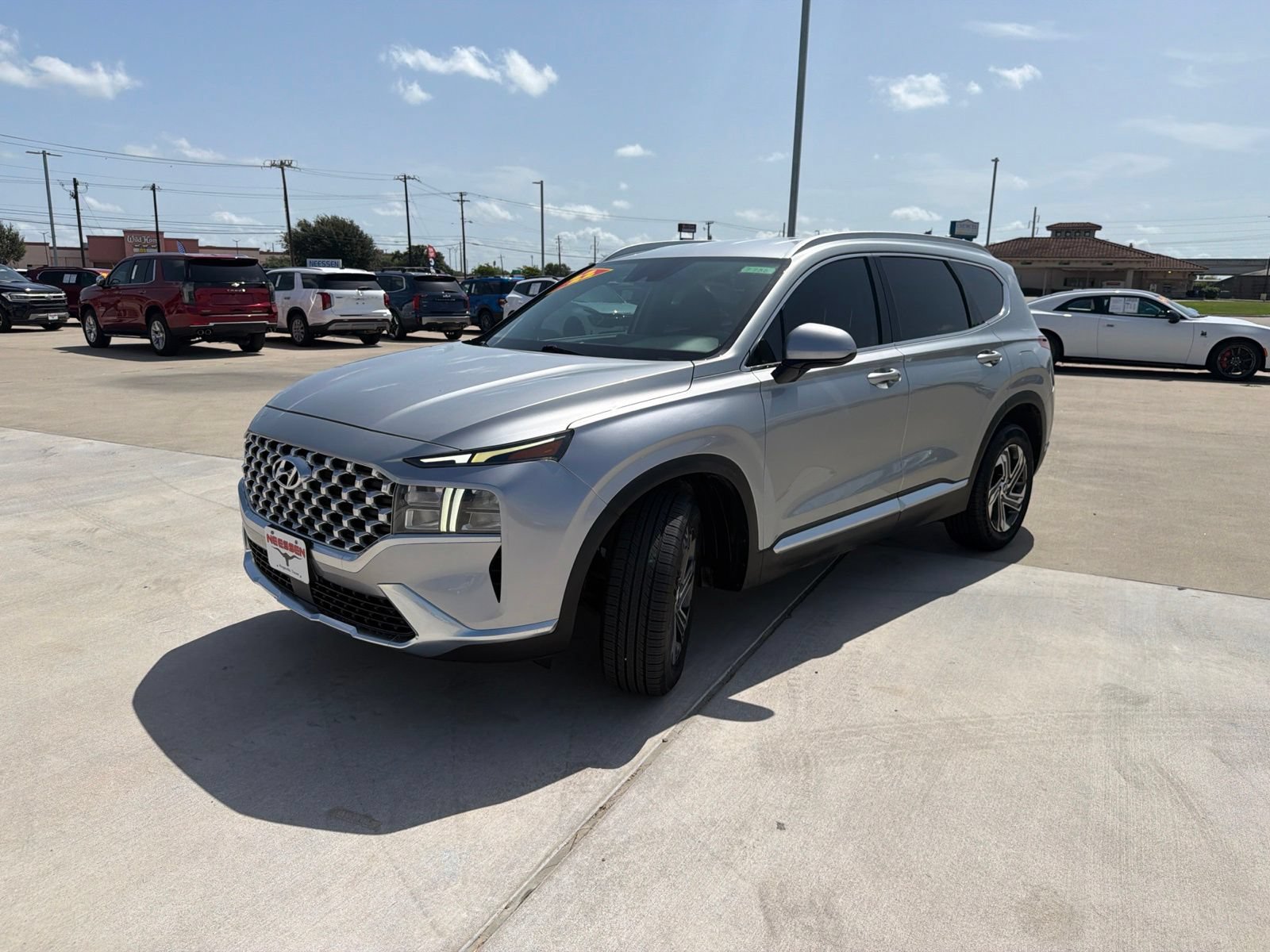 Used 2022 Hyundai Santa Fe SEL w/ Cargo Package FWD image 3
