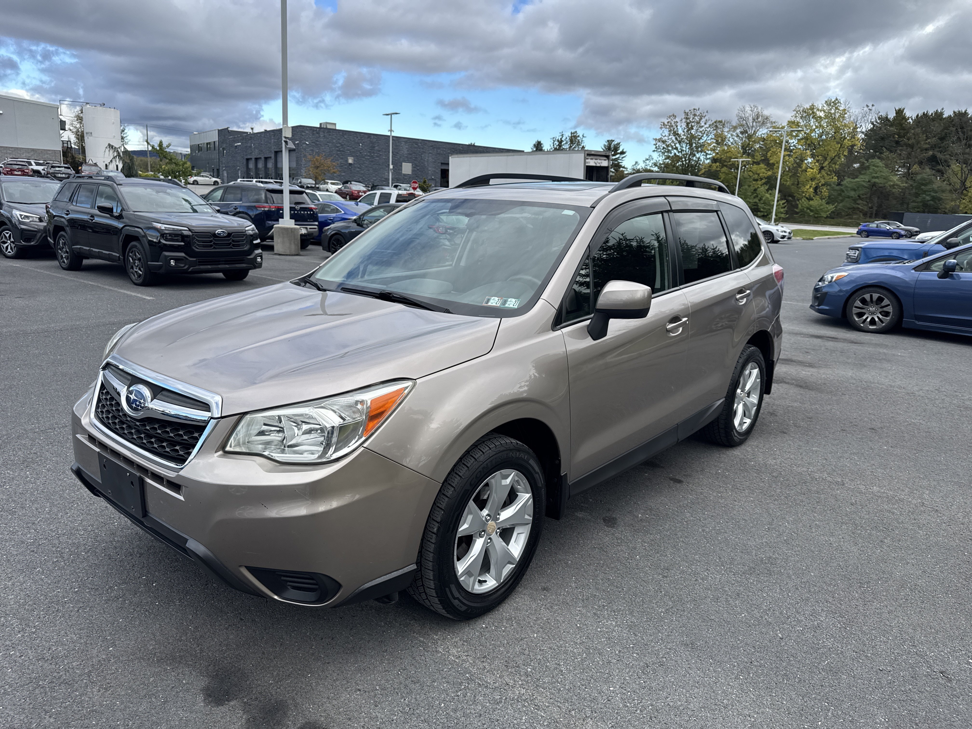 Used 2015 Subaru Forester 2.5i Premium w/ Protection Package #1 AWD/4WD image 23