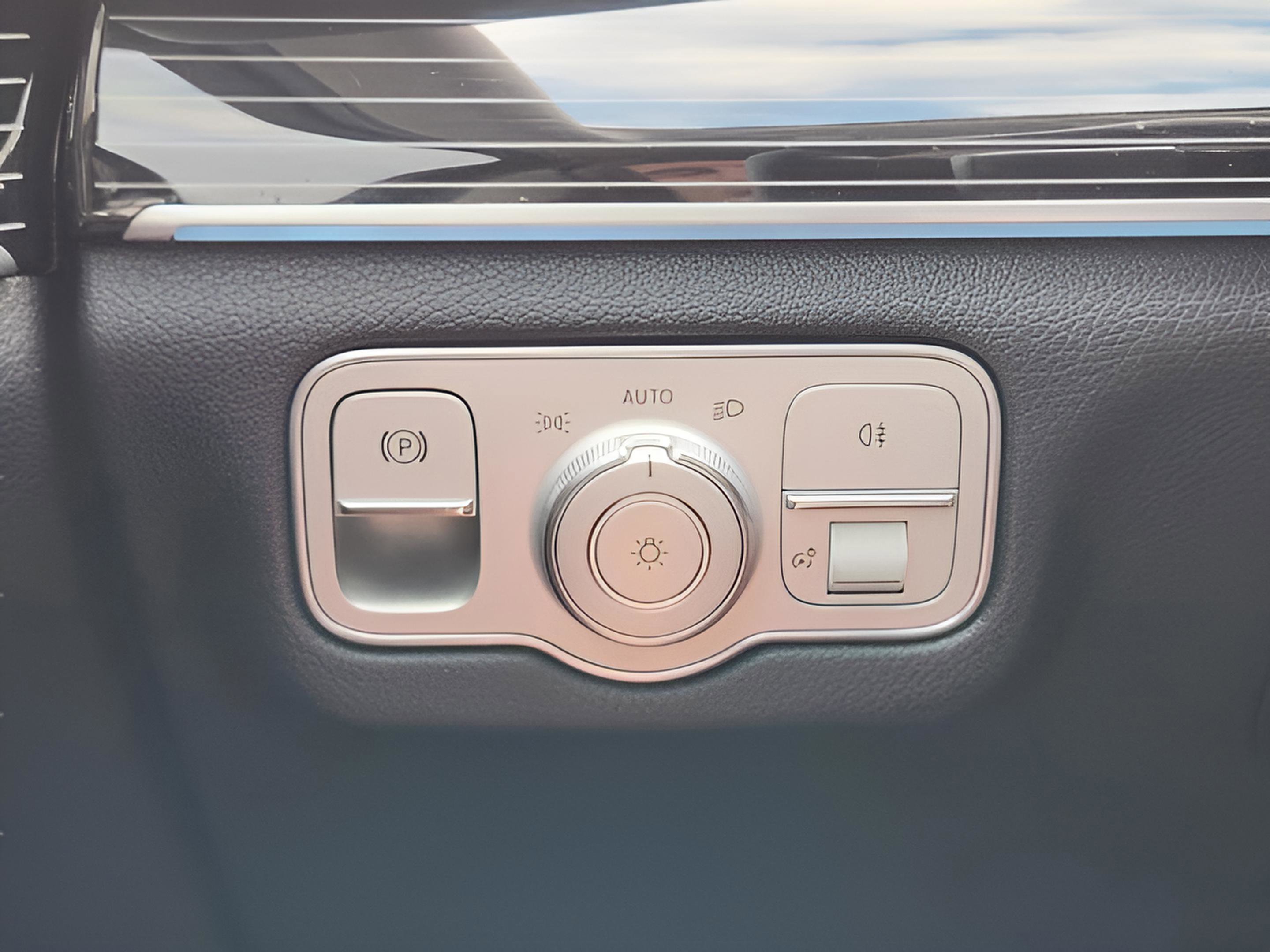 Certified 2024 Mercedes-Benz GLE 450 4MATIC image 21