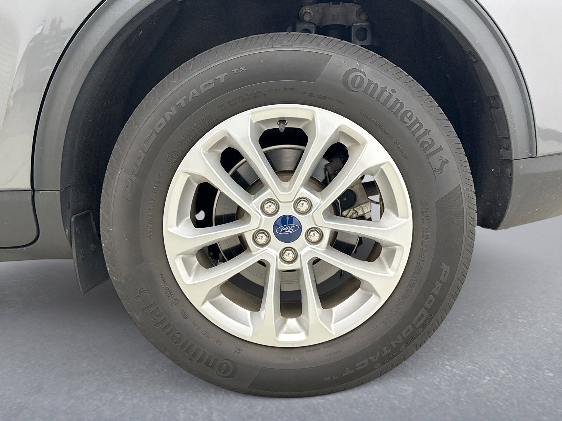 Used 2021 Ford Escape SE w/ Cold Weather Package image 11