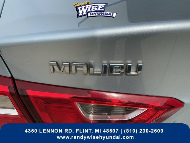 Used 2017 Chevrolet Malibu LT FWD image 31
