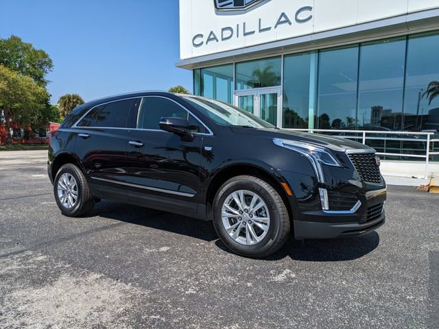 New 2026 Cadillac XT5 Luxury FWD image 2