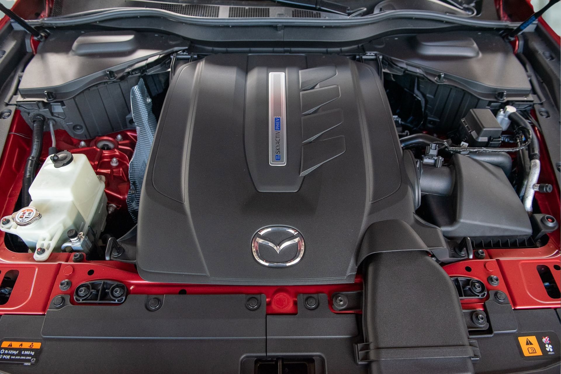 New 2025 MAZDA CX-70 Plug-In Hybrid w/ Premium Plus image 32