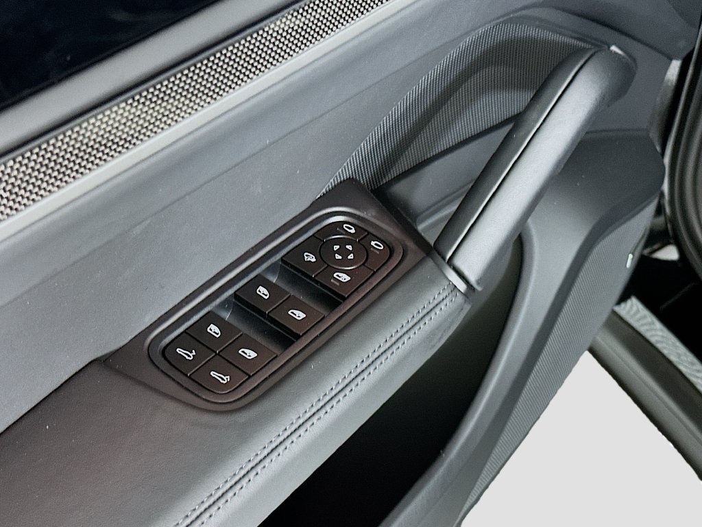 New 2026 Porsche Cayenne AWD/4WD image 20
