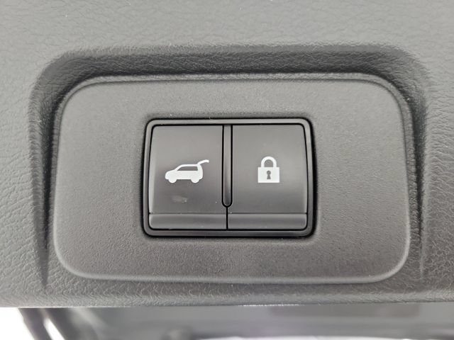 Used 2024 Nissan Rogue SV AWD/4WD image 8