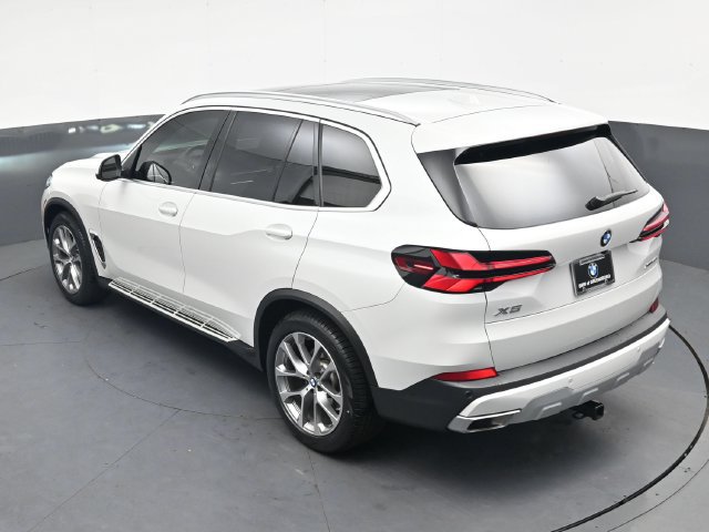 Certified 2024 BMW X5 xDrive40i w/ Premium Package AWD/4WD image 28