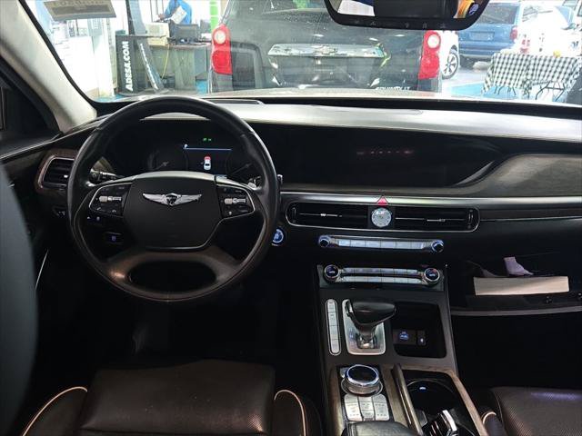 Used 2020 Genesis G90 5.0 Ultimate RWD image 13