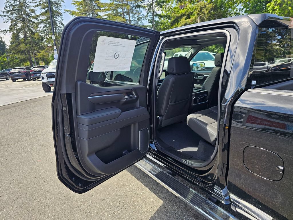 New 2026 GMC Sierra 1500 SLT w/ SLT Premium Plus Package AWD/4WD image 16