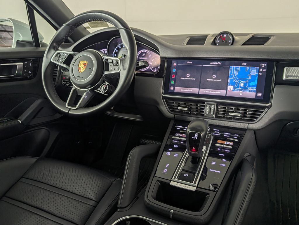 Certified 2023 Porsche Cayenne Platinum Edition AWD/4WD image 20
