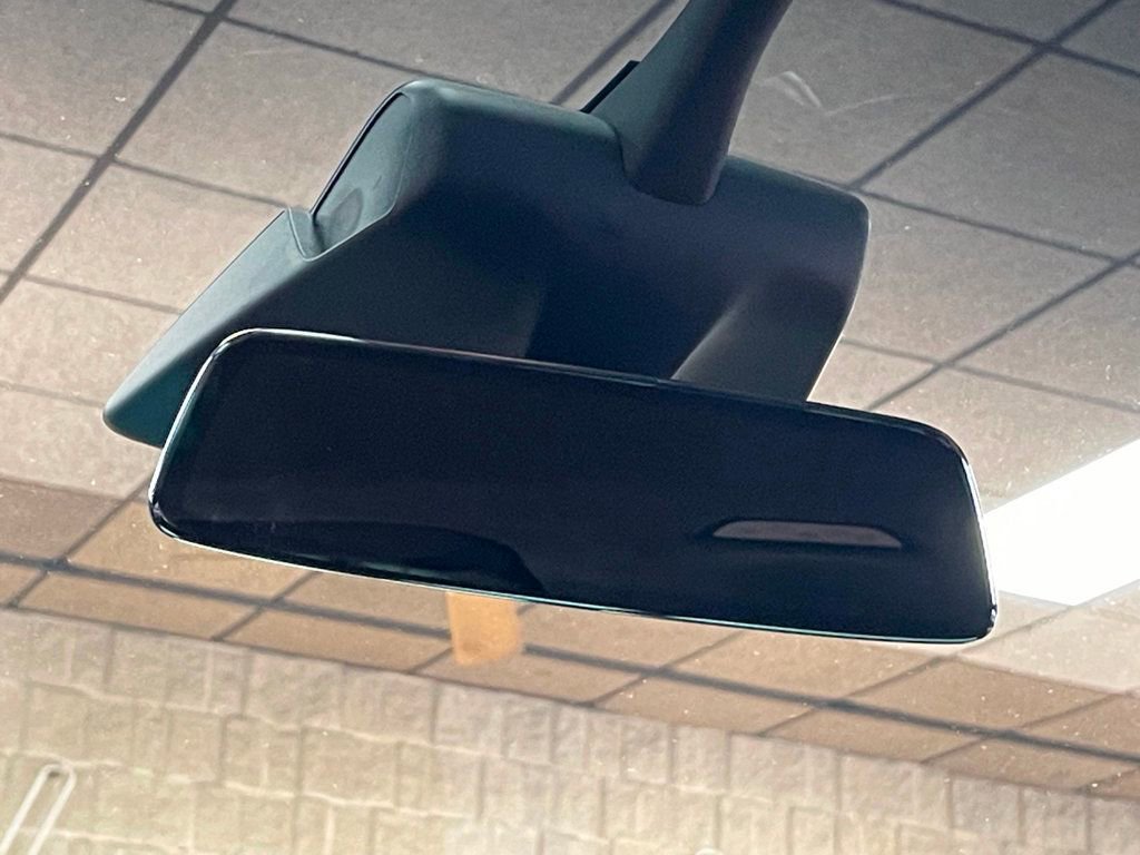 Used 2017 Tesla Model X 100D image 45