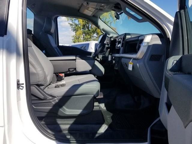 New 2026 Ford F550 2WD Regular Cab Super Duty image 12