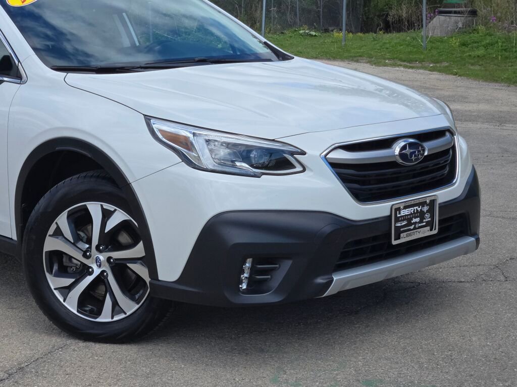 Used 2020 Subaru Outback Limited XT AWD/4WD image 2