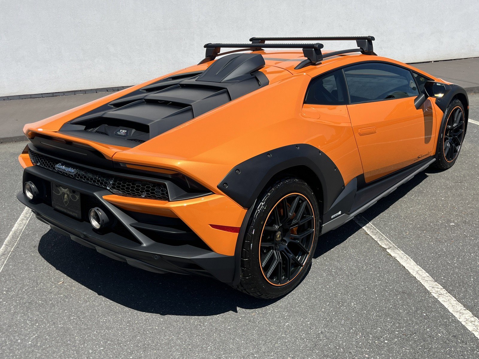 Used 2024 Lamborghini Huracan Sterrato image 11