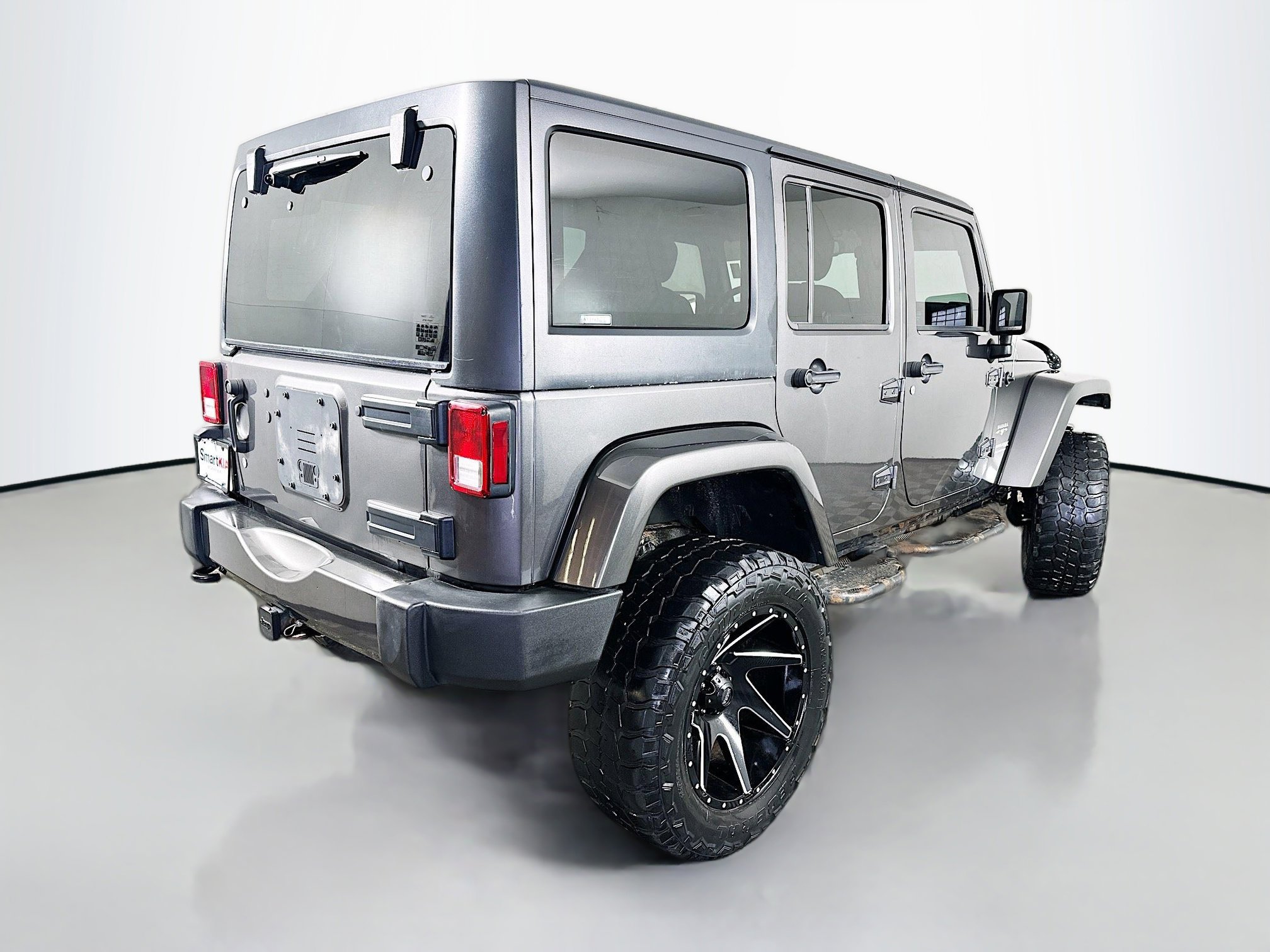 Used 2018 Jeep Wrangler Unlimited Sahara image 7
