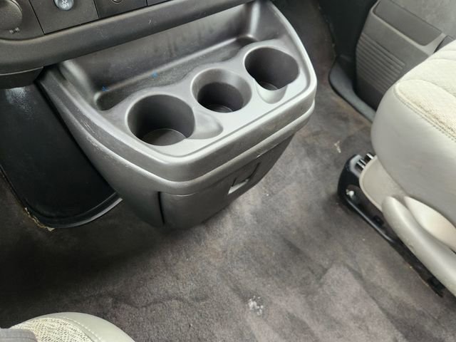 Used 2025 Chevrolet Express 3500 LS RWD image 21