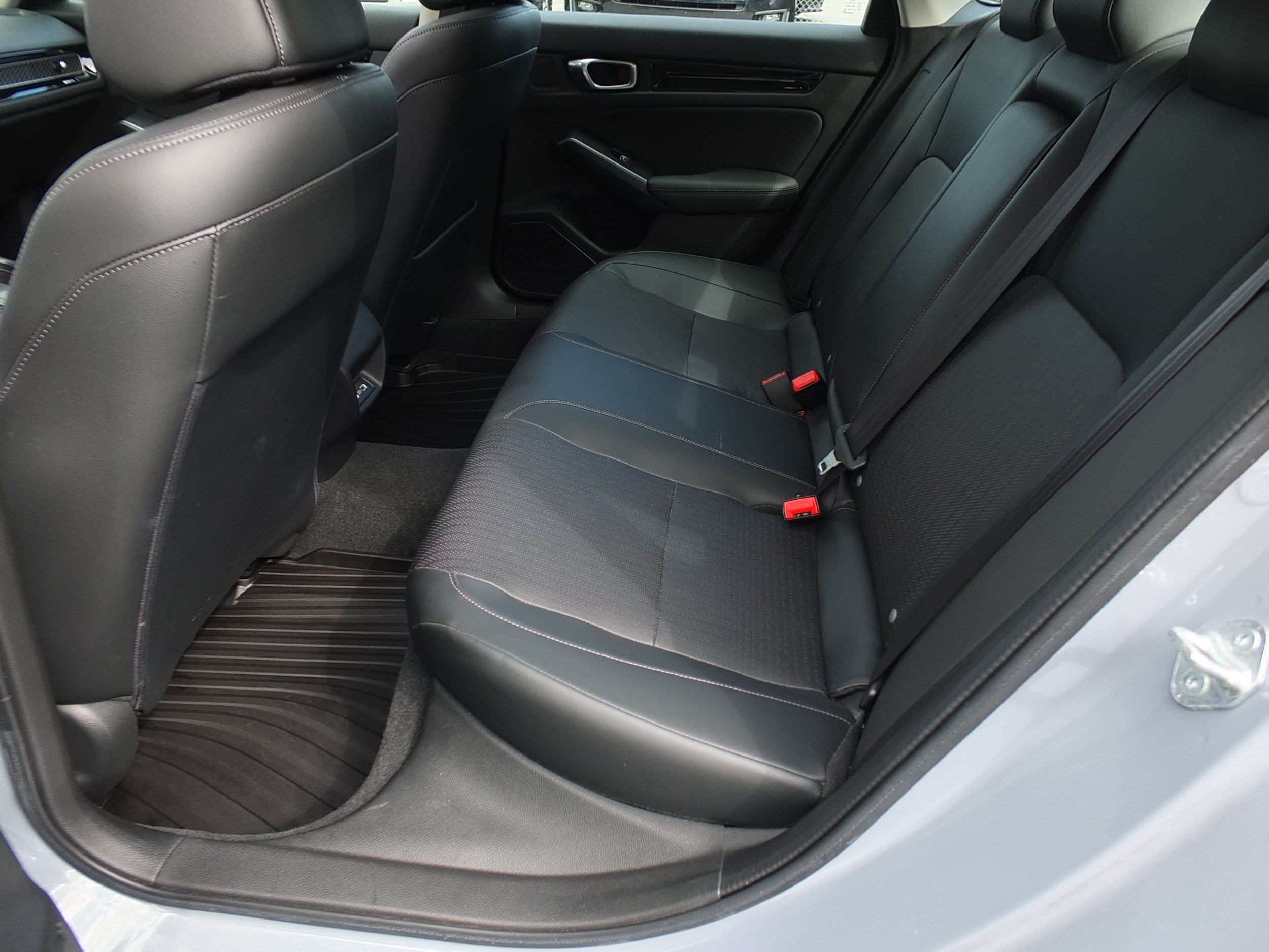 Used 2023 Honda Civic Touring image 13