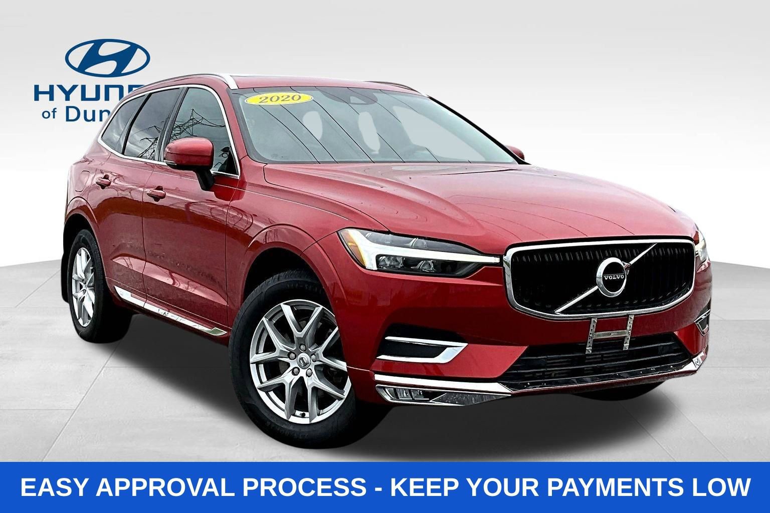 Used 2021 Volvo XC60 T5 Momentum w/ Premium Package image 3