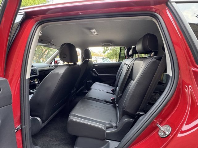 Used 2023 Volkswagen Tiguan SE FWD image 20