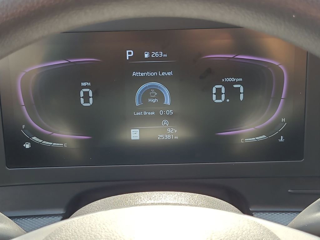 Used 2025 Kia Sportage LX FWD image 11