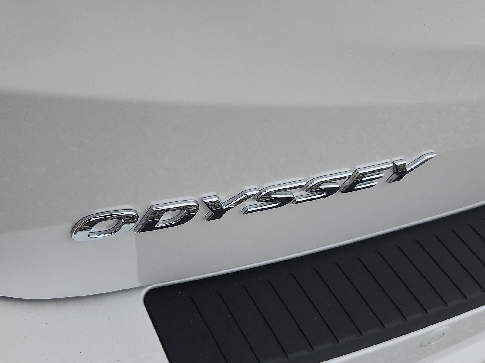 New 2026 Honda Odyssey Touring image 19