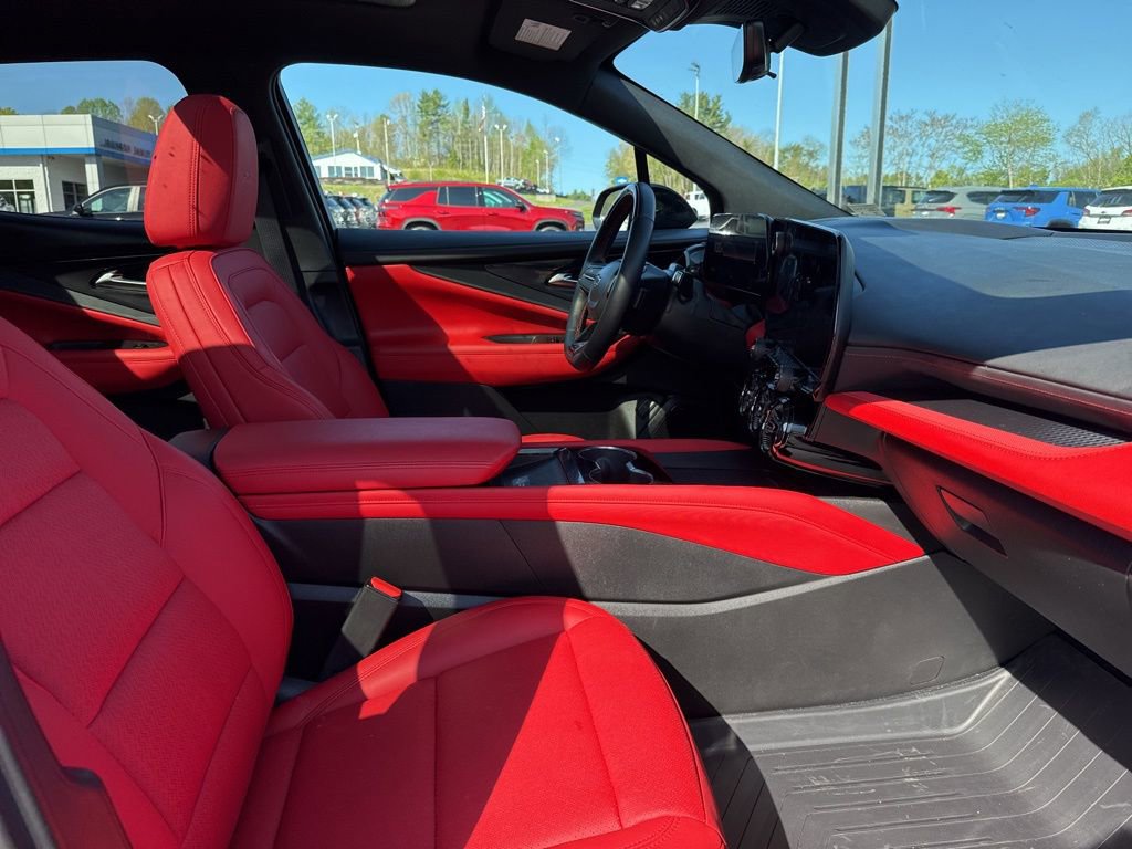 Used 2025 Chevrolet Blazer EV SS AWD/4WD image 36