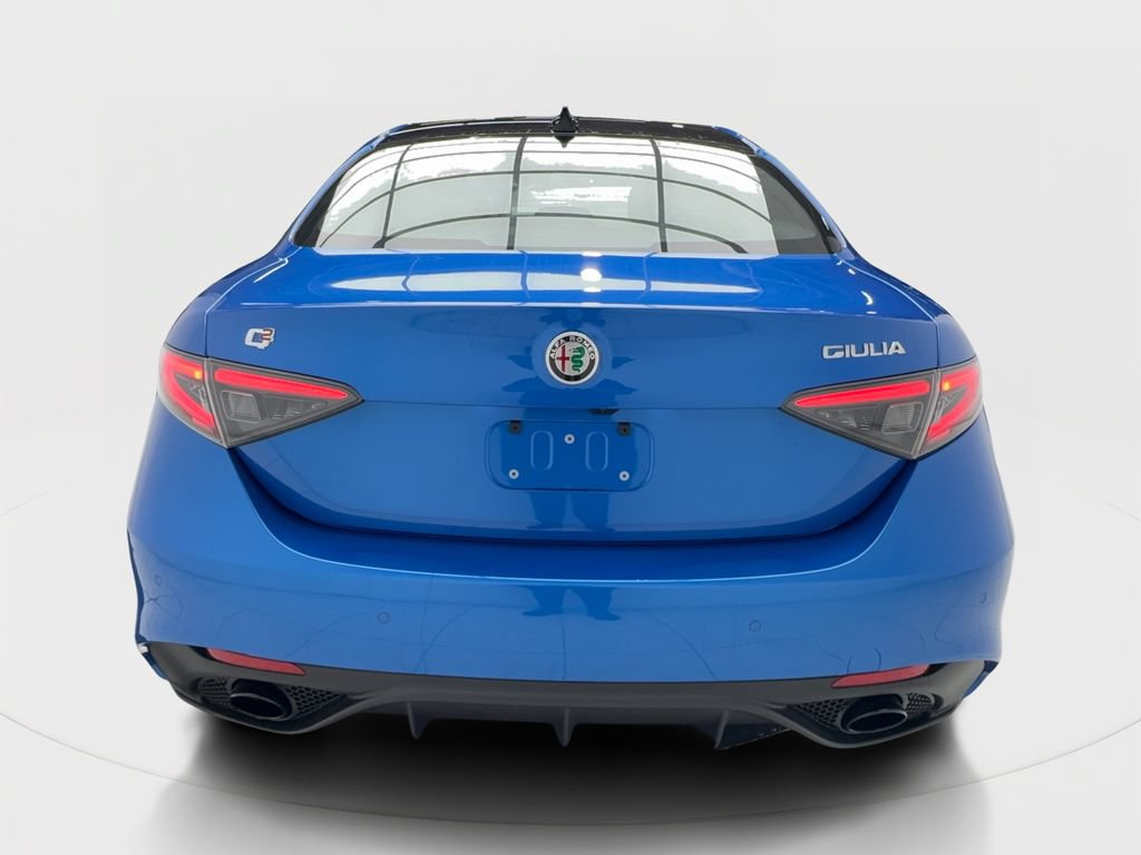New 2026 Alfa Romeo Giulia w/ Driving Assist Package RWD image 9