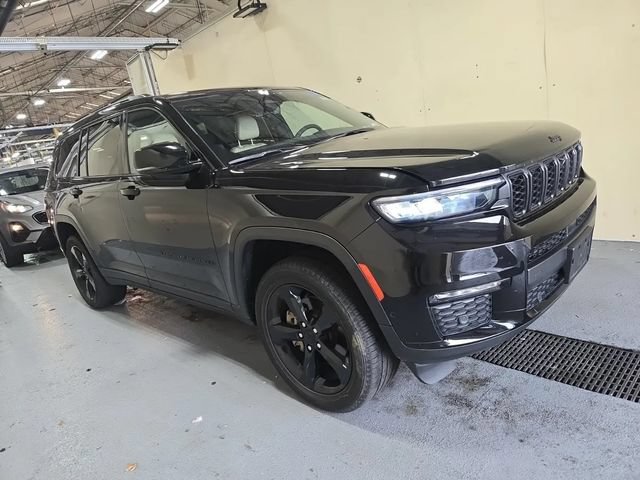 Used 2023 Jeep Grand Cherokee L Limited w/ Luxury Tech Group II AWD/4WD image 5