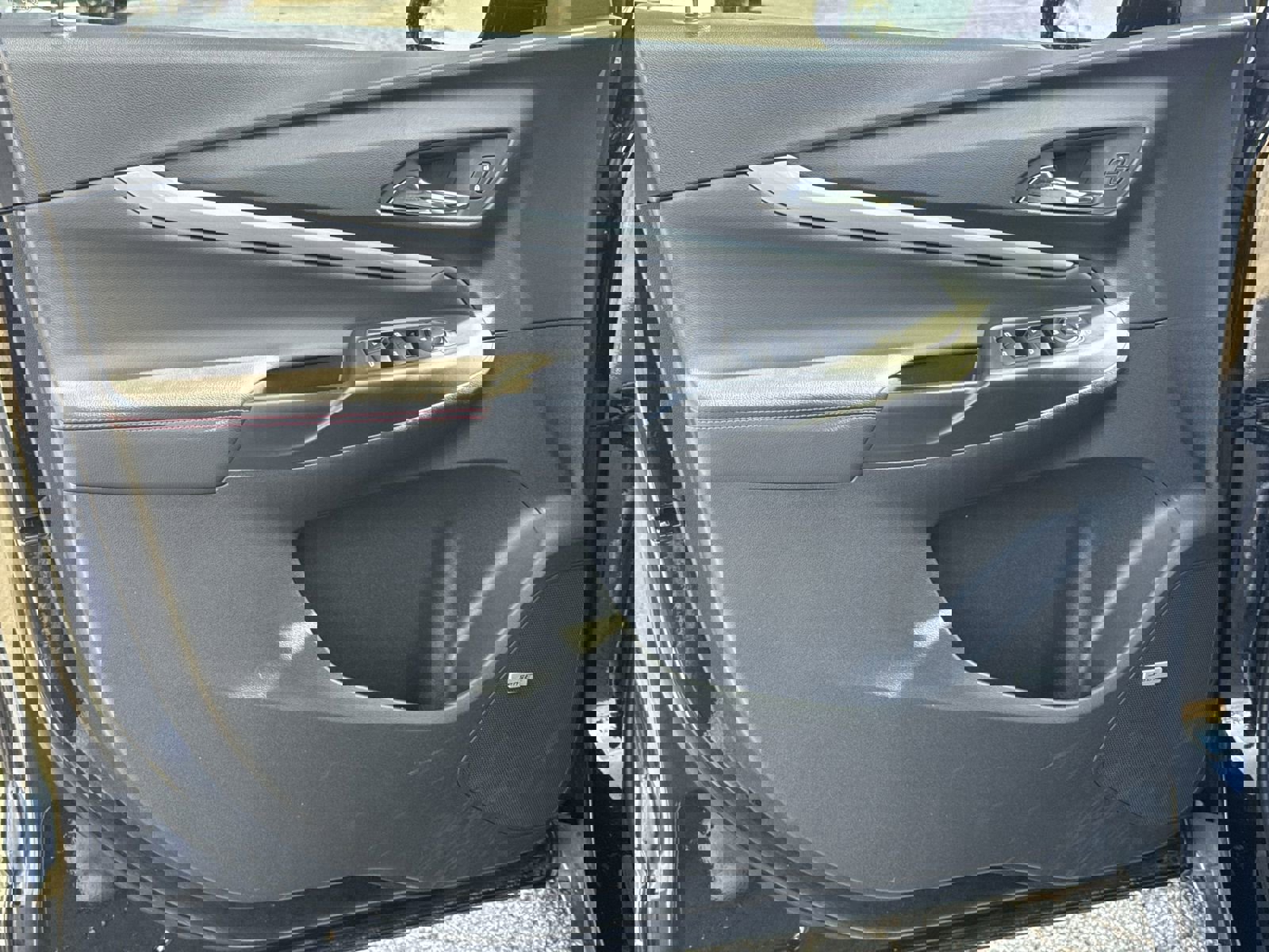 Used 2023 Chevrolet Bolt EUV Premier w/ Sun & Sound Package image 14