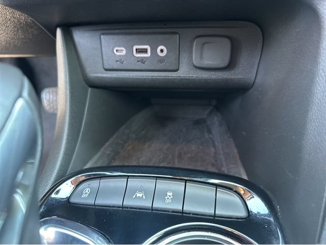Used 2023 Buick Encore GX Select w/ Safety Package II FWD image 26